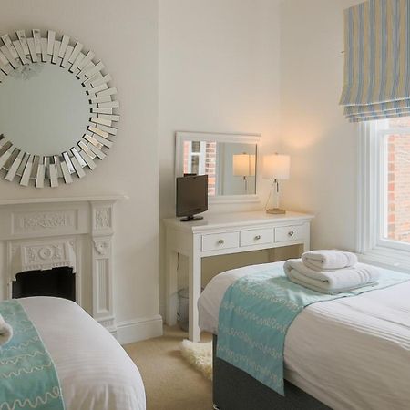 Northcliffe, Southwold Seafront Sleeps 14 Villa ภายนอก รูปภาพ