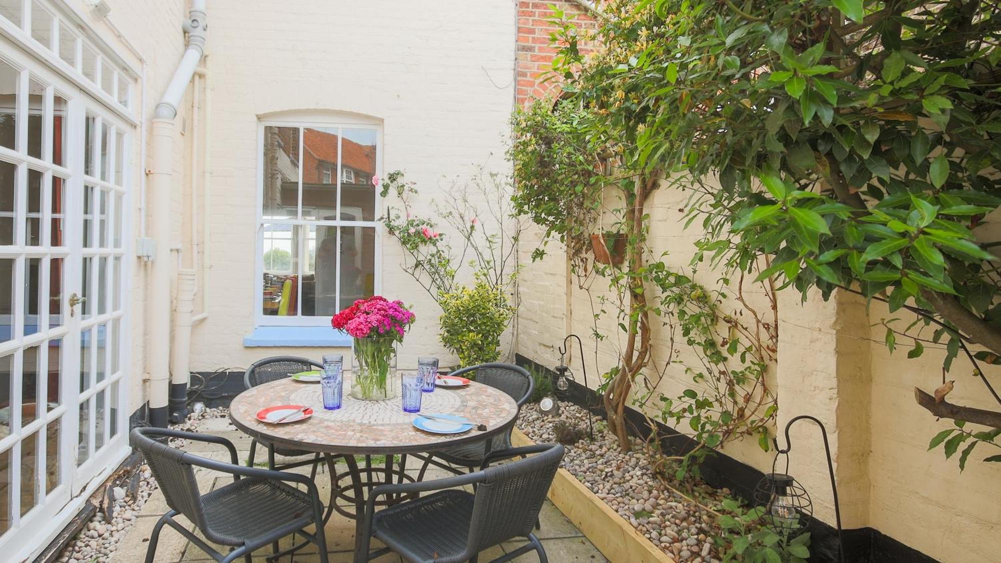 Northcliffe, Southwold Seafront Sleeps 14 Villa ภายนอก รูปภาพ